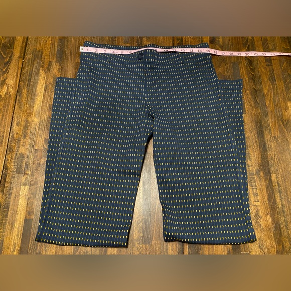 Womens Betabrand Pants Medium Navy Flare Pull On Stretch Yoga Lot of 2 AOP - Picture 8 of 13